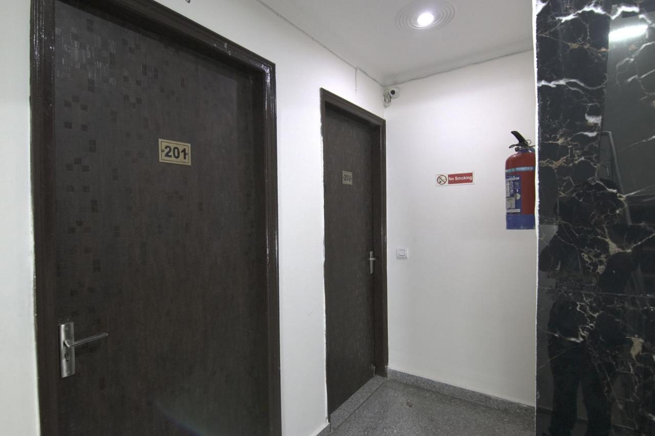 Fabhotel Airport Avalon New Delhi