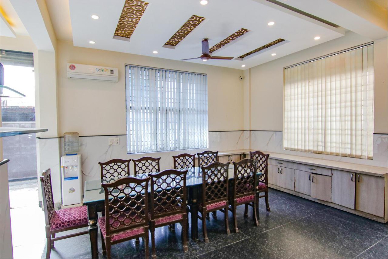 Fabhotel Airport Avalon 3* New Delhi