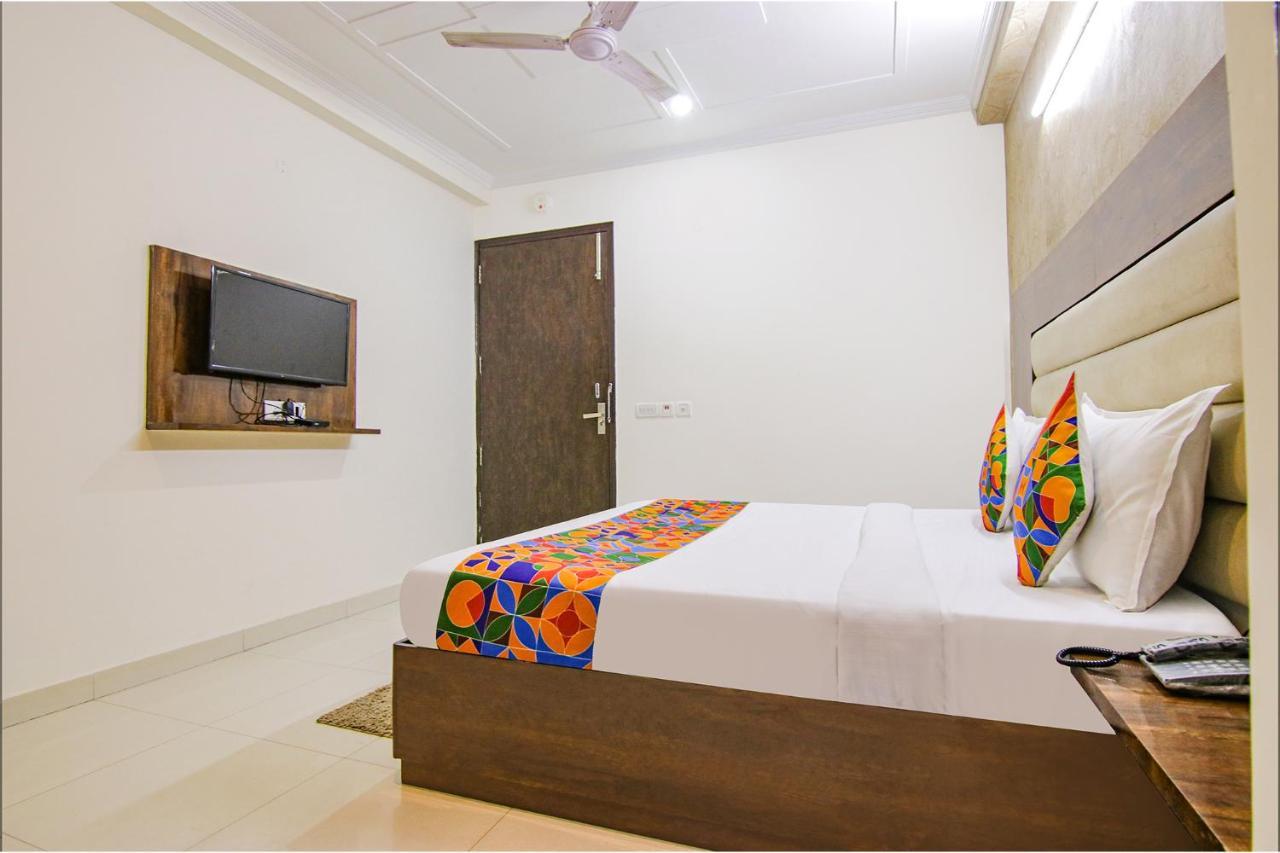Fabhotel Airport Avalon Hotel
